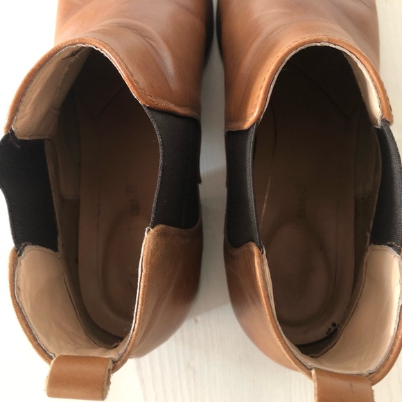 Clarks Leather Chelsea Boot - Picture 8 of 8